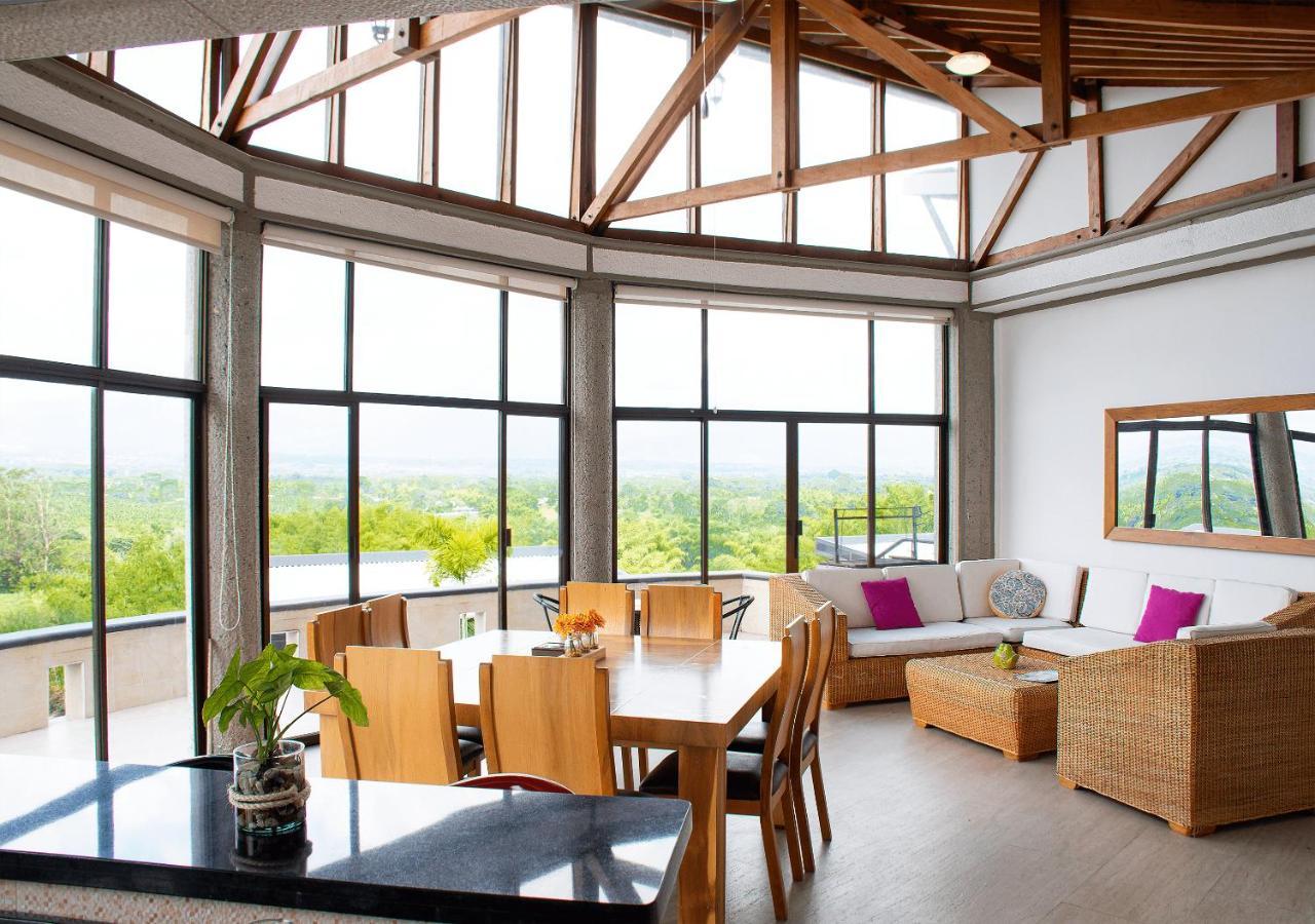 Panorama Pueblo Tapao Villa Armenia  Phòng bức ảnh