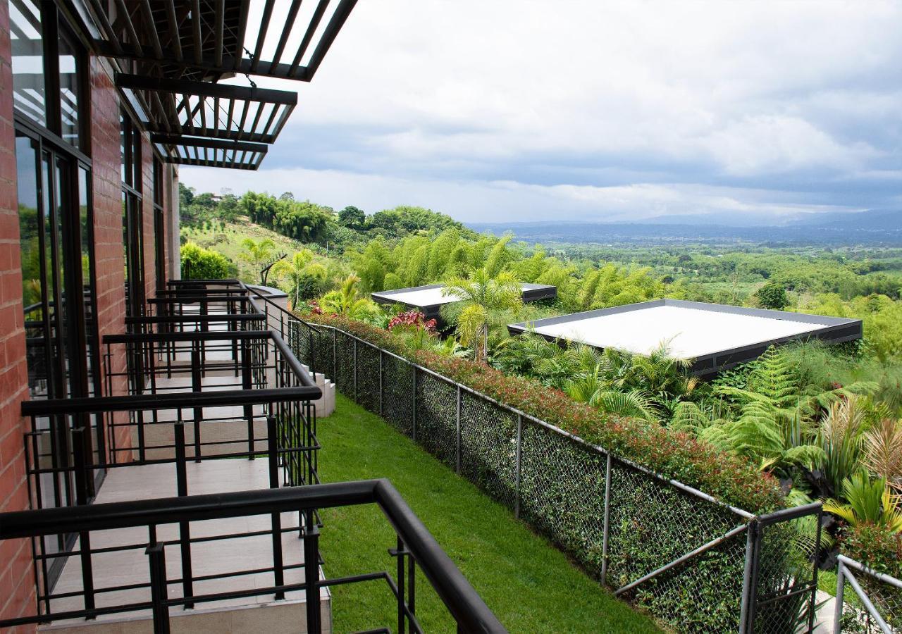 Panorama Pueblo Tapao Villa Armenia  Ngoại thất bức ảnh