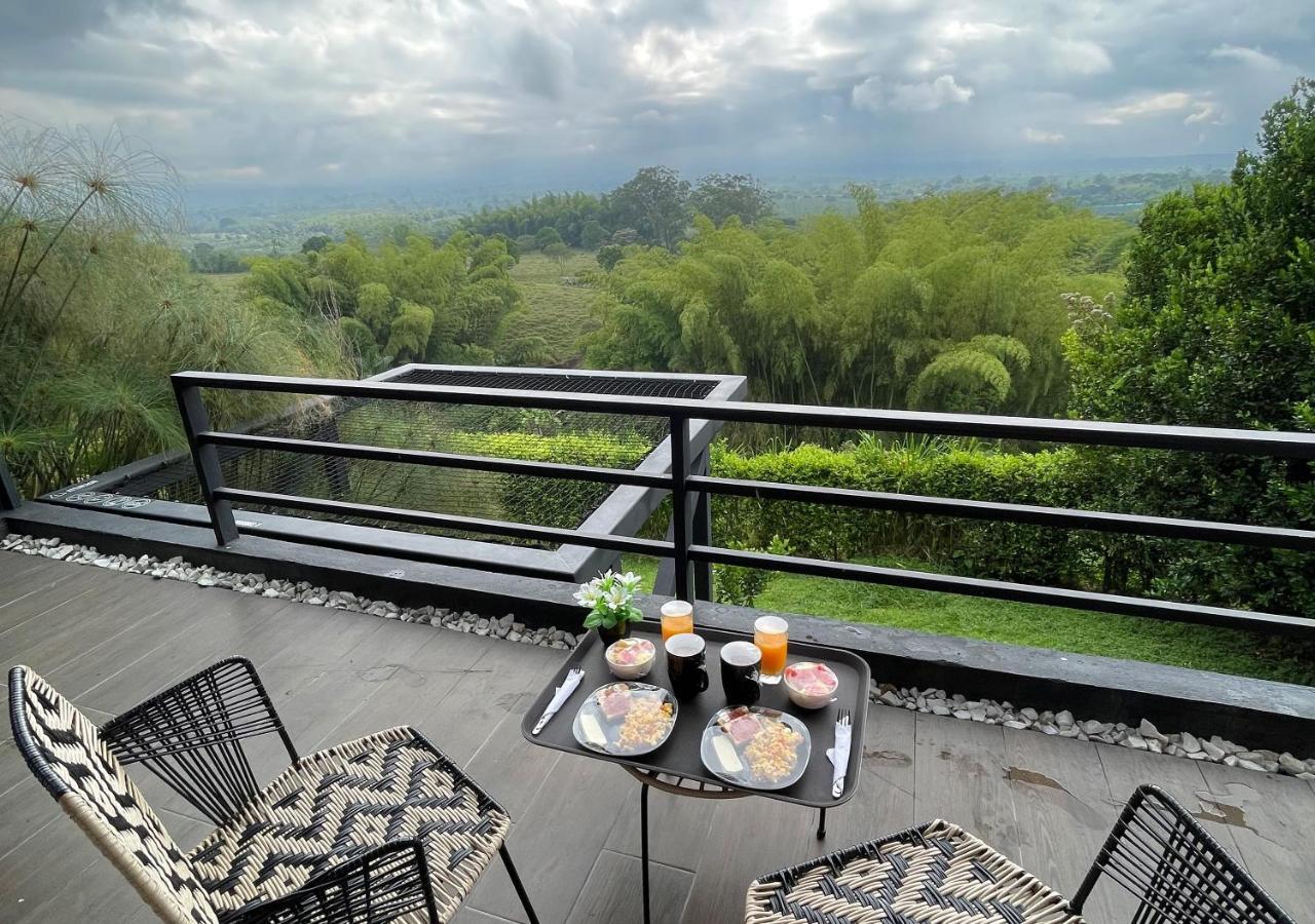 Panorama Pueblo Tapao Villa Armenia  Ngoại thất bức ảnh