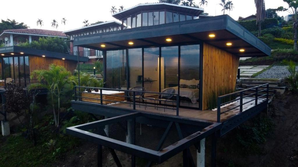Panorama Pueblo Tapao Villa Armenia  Ngoại thất bức ảnh