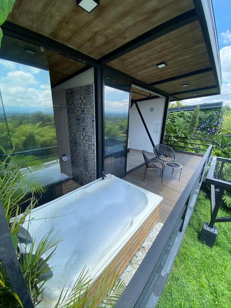 Panorama Pueblo Tapao Villa Armenia  Ngoại thất bức ảnh